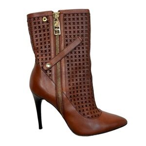 DONALD Pliner brown Mattone Mesh laser Vachetta high heel boots Sz 9 NWB